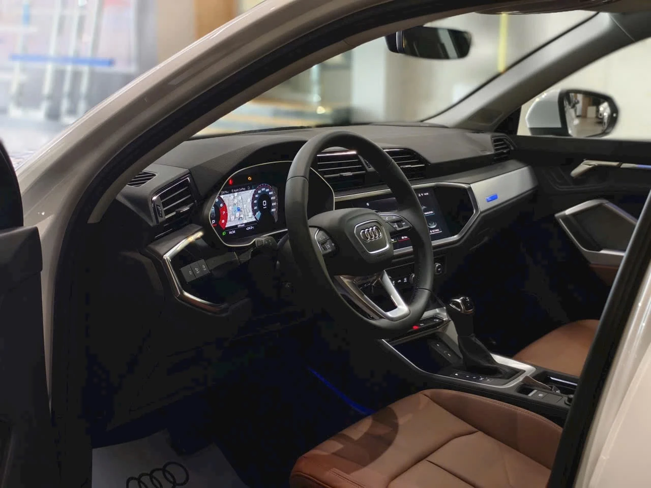 Audi Q3 S Line - Ảnh 11