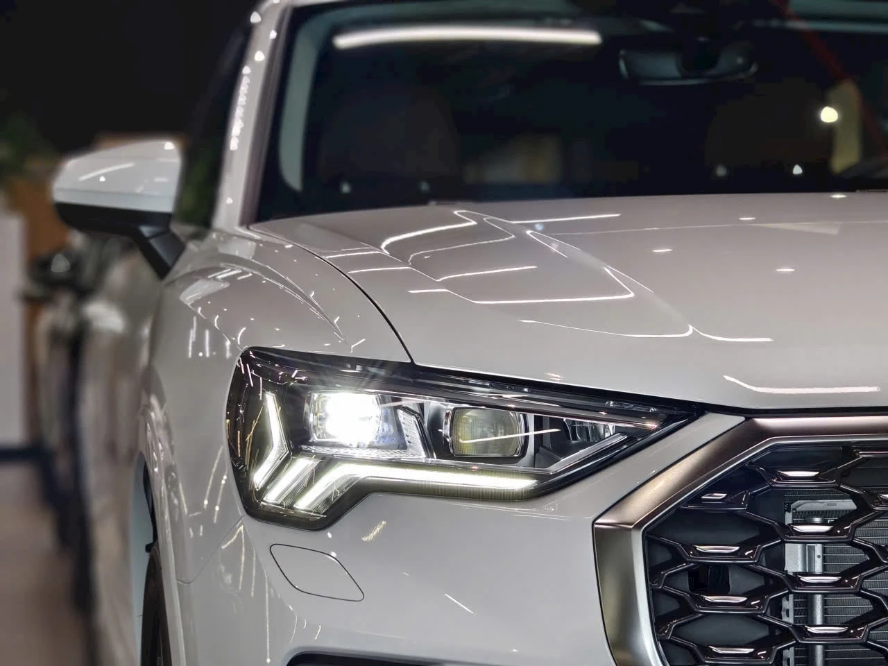 Audi Q3 S Line - Ảnh 28