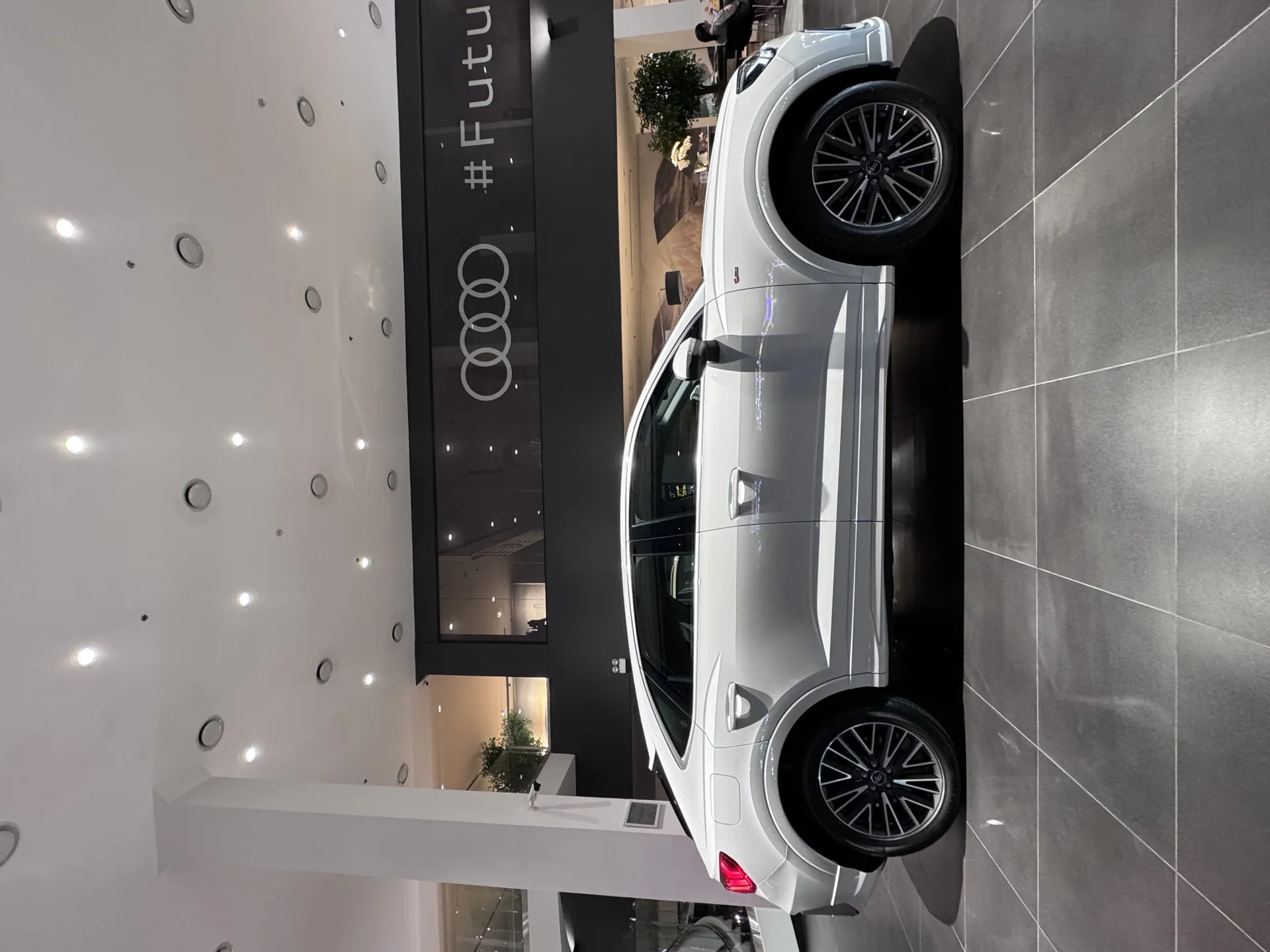 Audi Q3 S Line - Ảnh 33