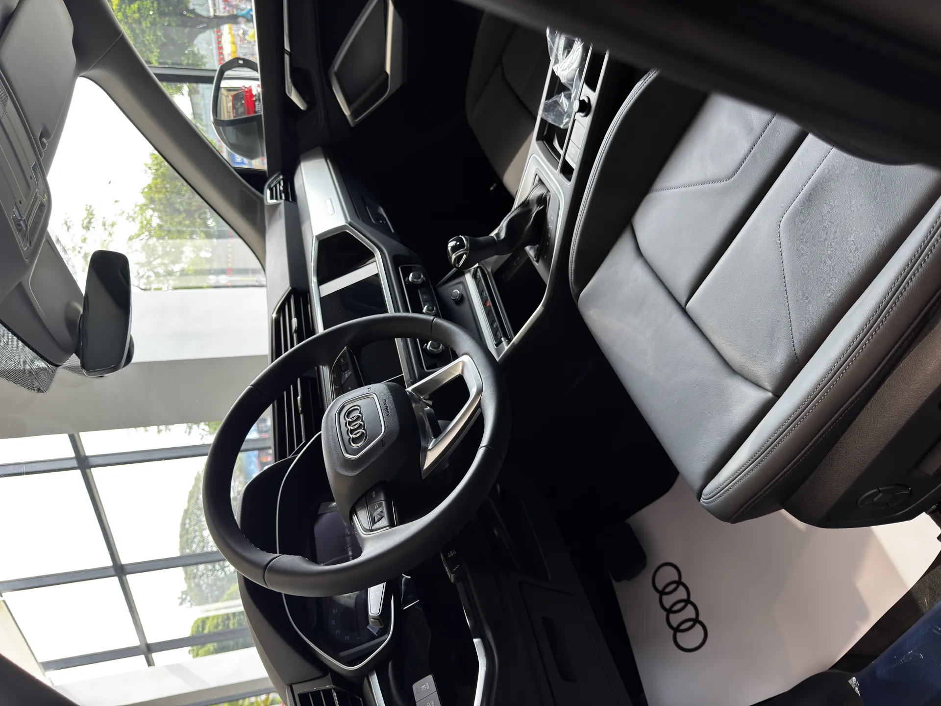 Audi Q3 S Line - Ảnh 59