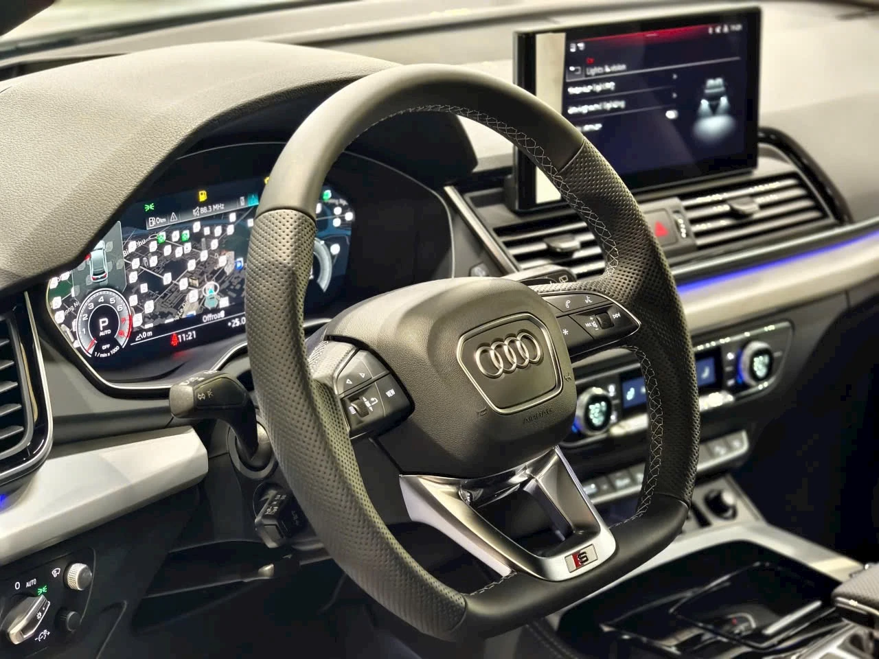 Audi Q5 - Ảnh 10