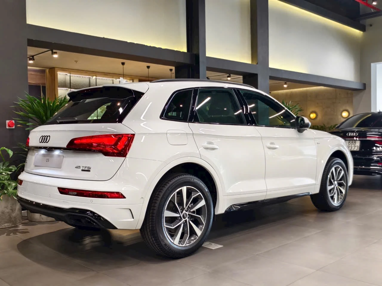 Audi Q5 - Ảnh 33
