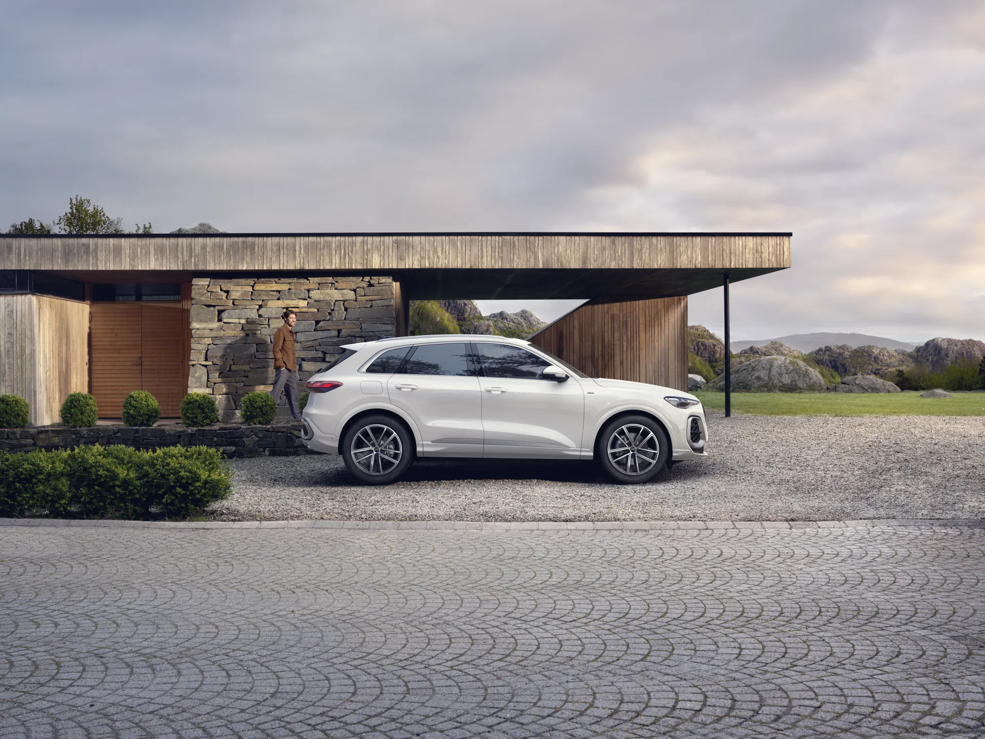 Audi Q5 2026 - Động cơ hiệu suất cao