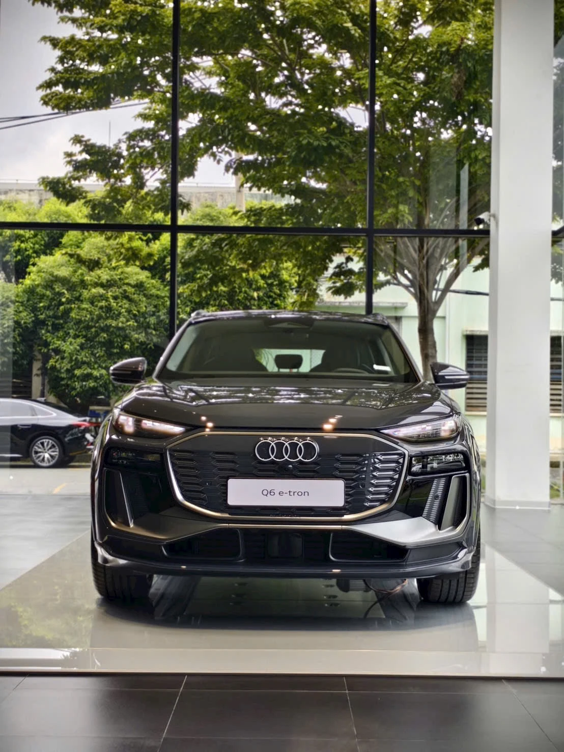 Audi Q6 e-tron - Ảnh 16