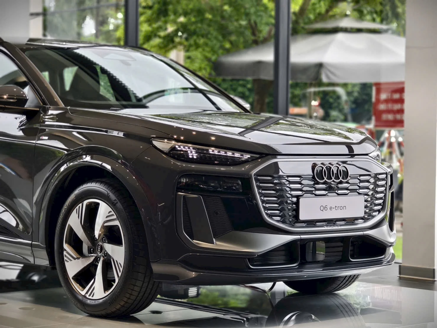 Audi Q6 e-tron - Ảnh 19