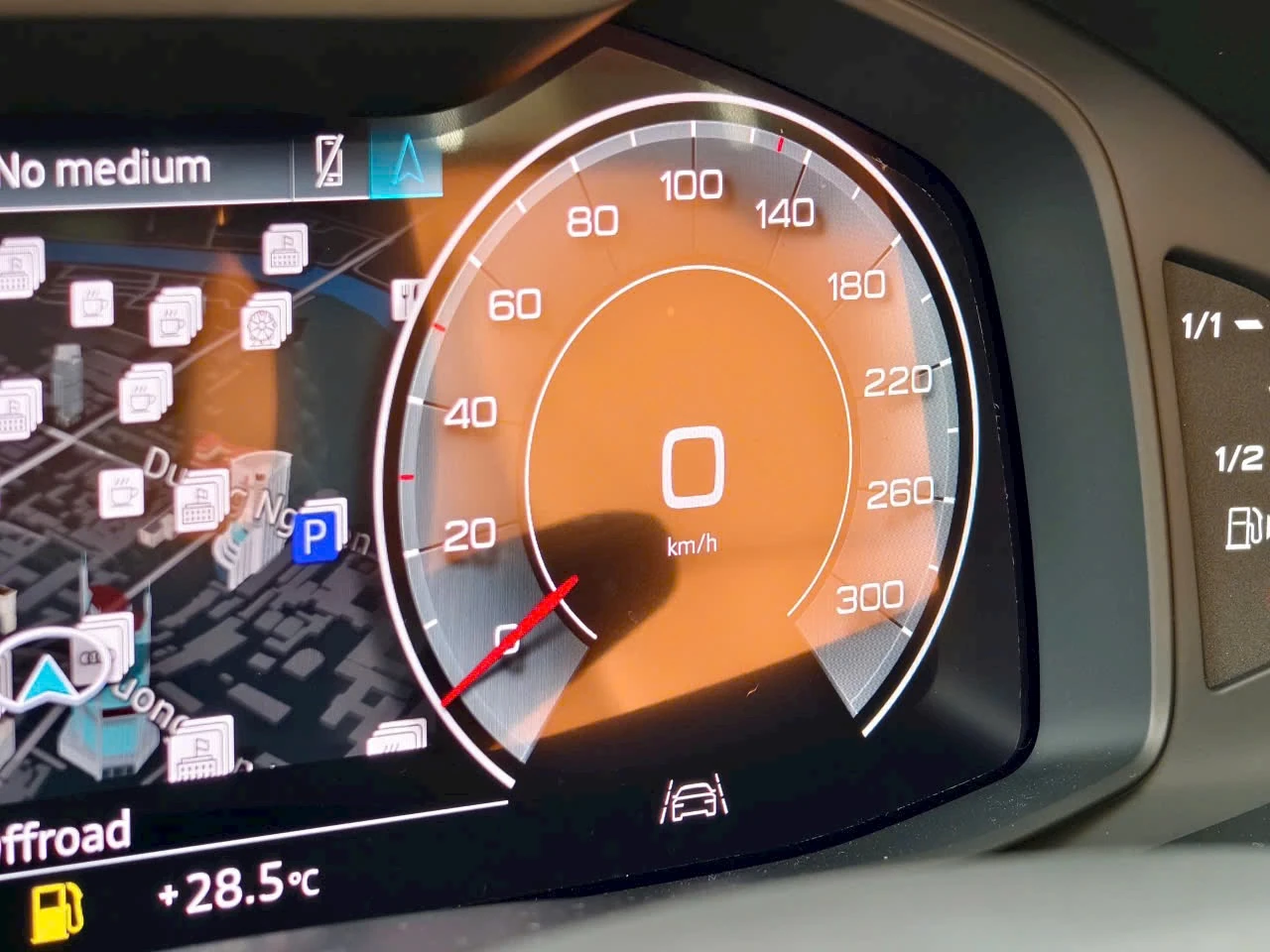 Audi Q8 S Line - Ảnh 3