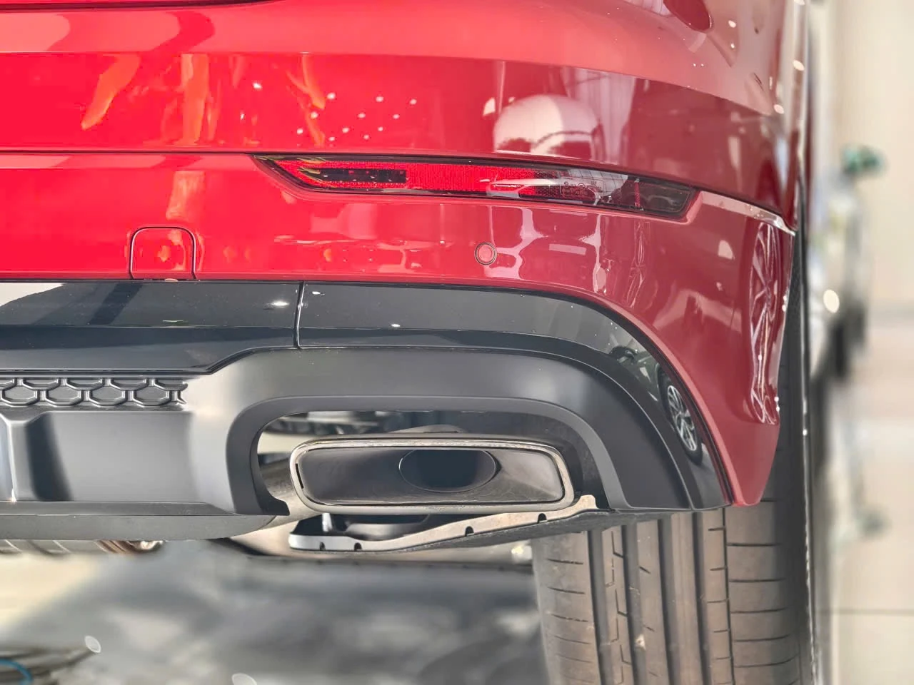 Audi Q8 S Line - Ảnh 10