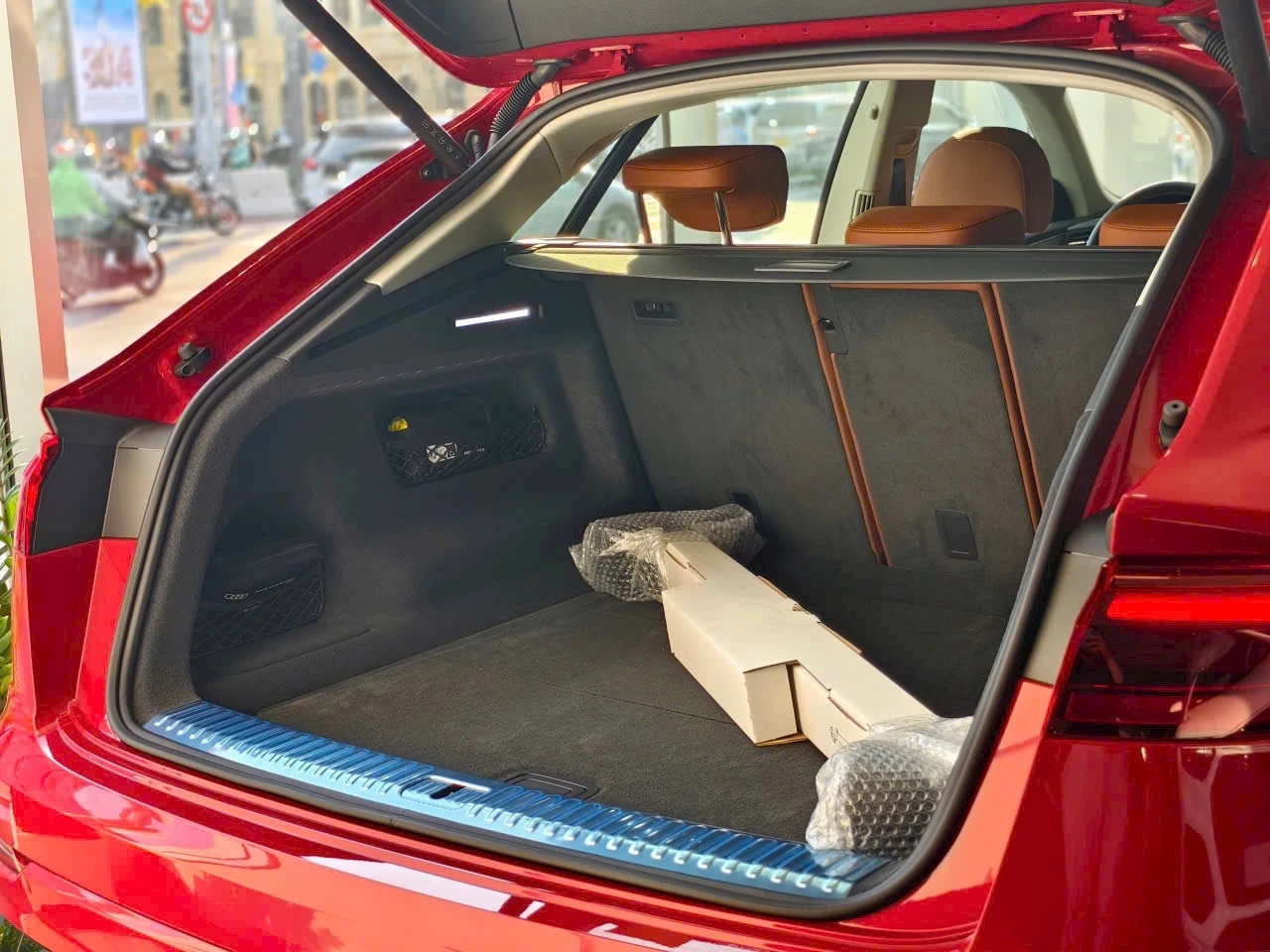 Audi Q8 S Line - Ảnh 14