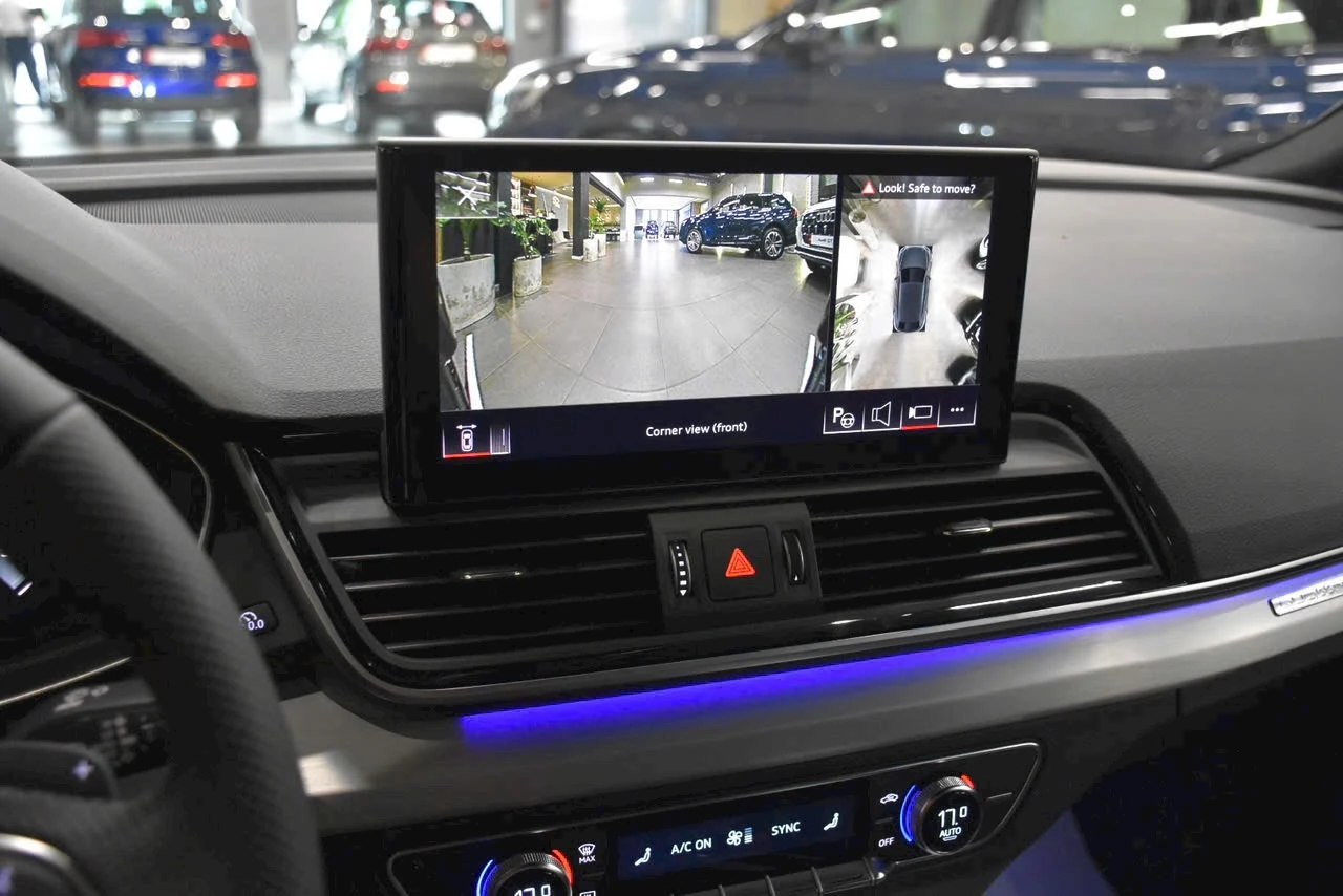 Audi Q8 S Line - Ảnh 35